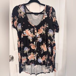Torrid floral blouse